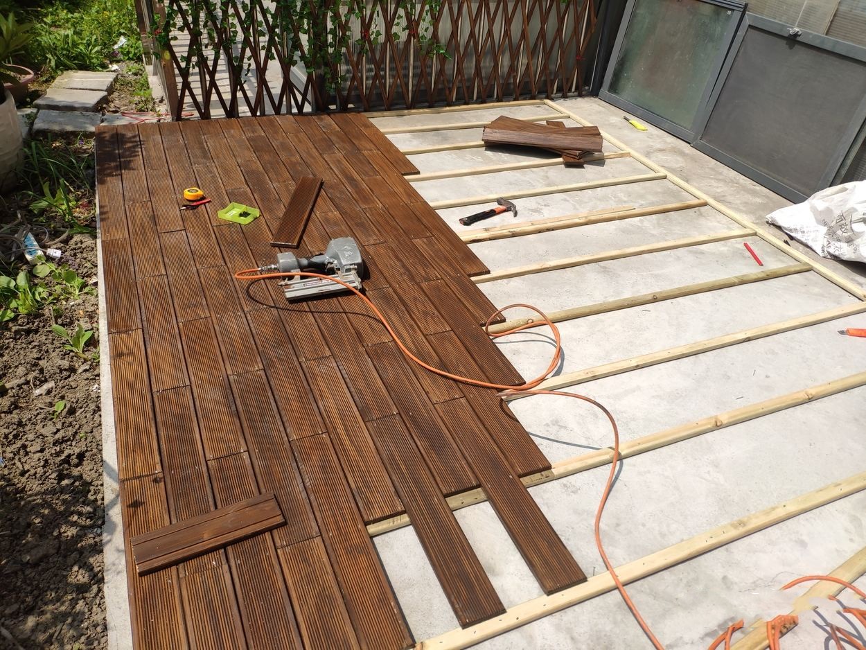 防腐木板 户外深度花旗松碳化木地板 表面碳化防腐木板材定制厂家-阿里巴巴