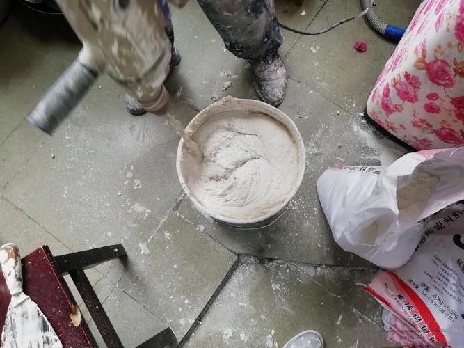 腻子粉如何调配.jpg 腻子粉如何调配.jpg