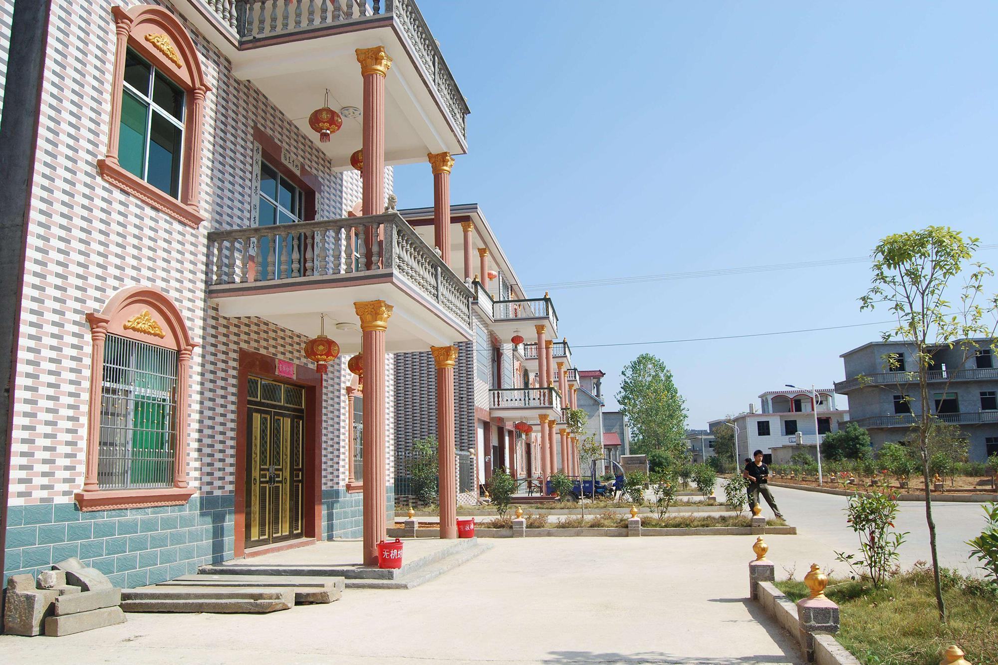 农村的小楼与别墅,建筑设计有什么区别?.jpeg 农村的小楼与别墅,建筑设计有什么区别?.jpeg