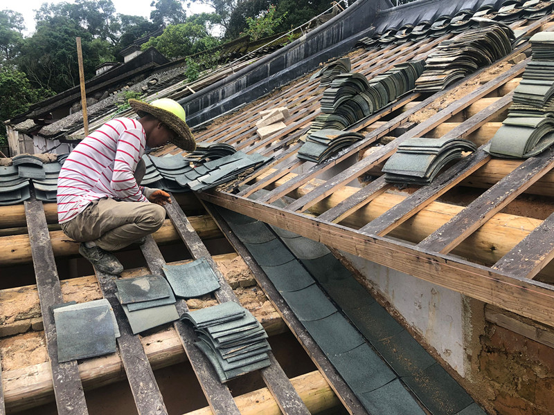 屋面瓦施工注意事项.jpg 屋面瓦施工注意事项.jpg