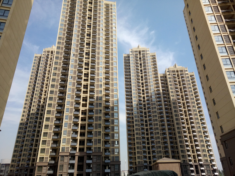 阳台壁挂式太阳能热水器优缺点.png 阳台壁挂式太阳能热水器优缺点.png