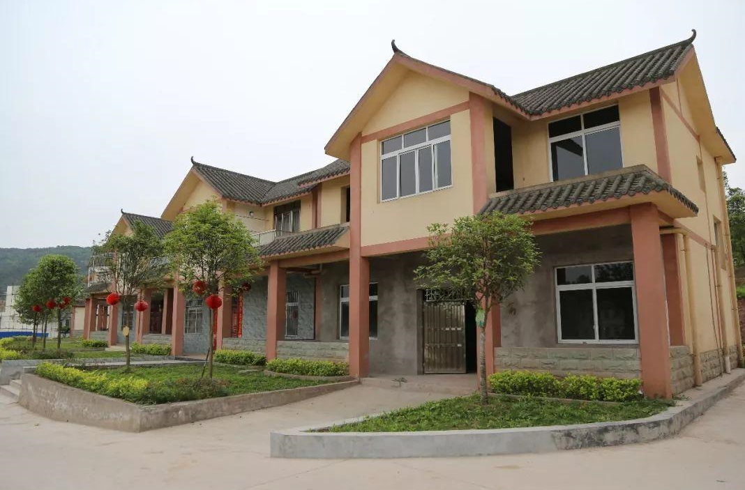 宅基地怎么转让使用权.png 宅基地怎么转让使用权.png