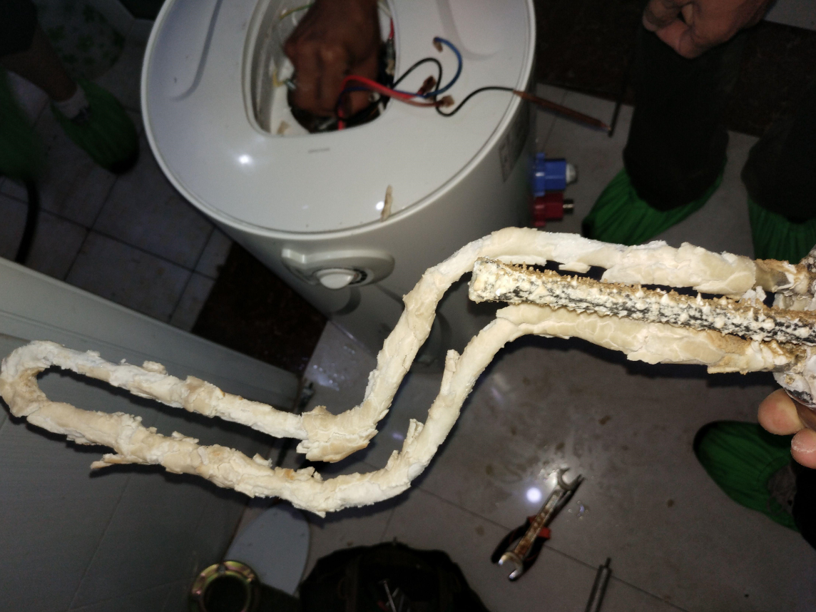 热水器的镁棒究竟有什么用处? (2).png 热水器的镁棒究竟有什么用处? (2).png